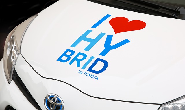 auto ibride toyota