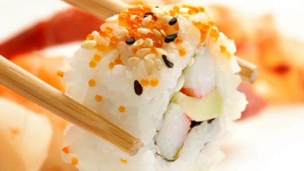 ordinare-al-giapponese-uramaki