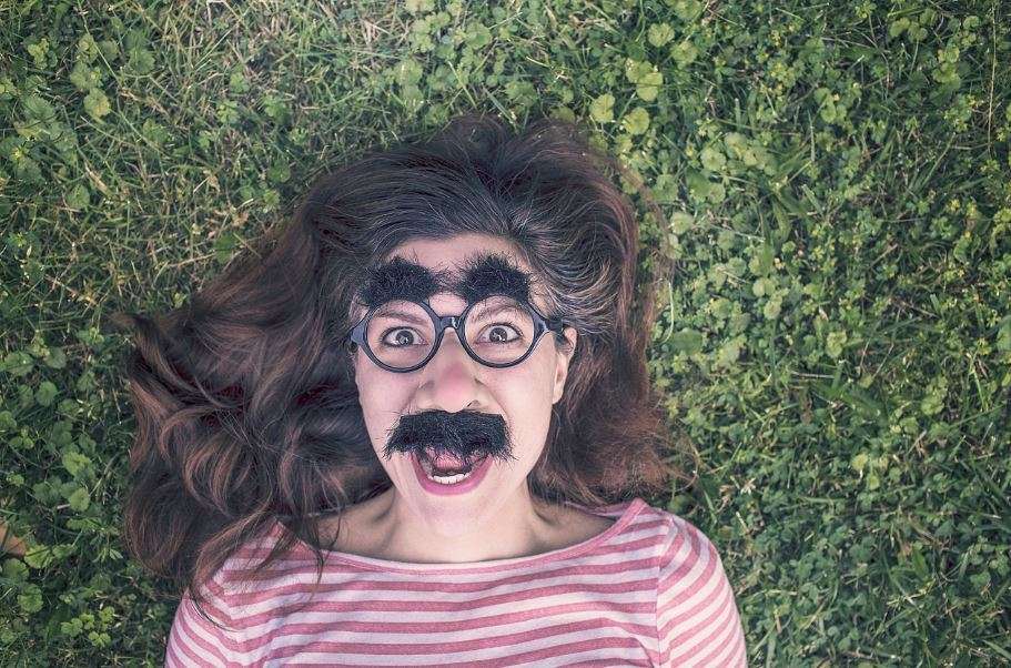 frasi e aforismi divertenti sulla vita