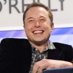 Elon Musk: “A breve le Tesla parleranno con i pedoni”