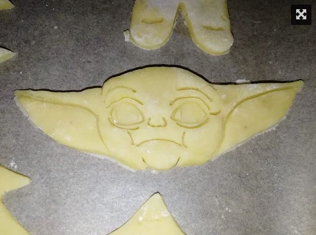 baby Yoda biscotti