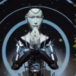 Arrivano i preti robot: benedicono, fanno sermoni e danno consigli